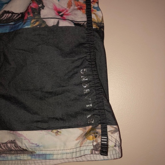 Billabong Floral Swim Trunks - Picture 3 of 4